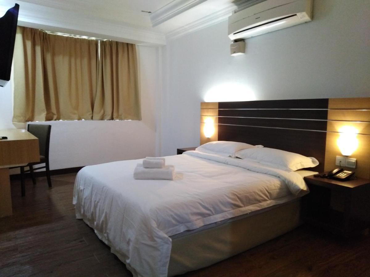 Sara Hotel Labuan Exterior foto